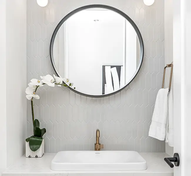 modern bathroom with mirror on wall